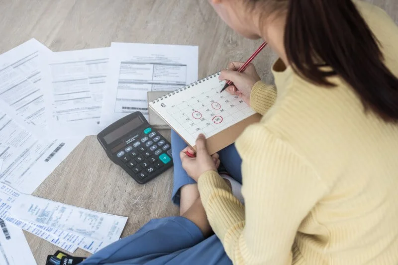 Aprendendo a avaliar sua situação financeira para guardar dinheiro de forma eficiente