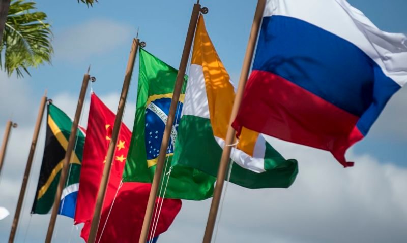 Brics moeda comum pode substituir o dólar e euro