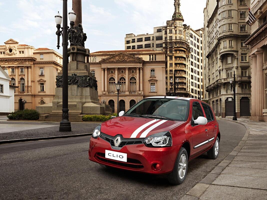 renault clio 2015-2016 carro econômico consumo de gasolina